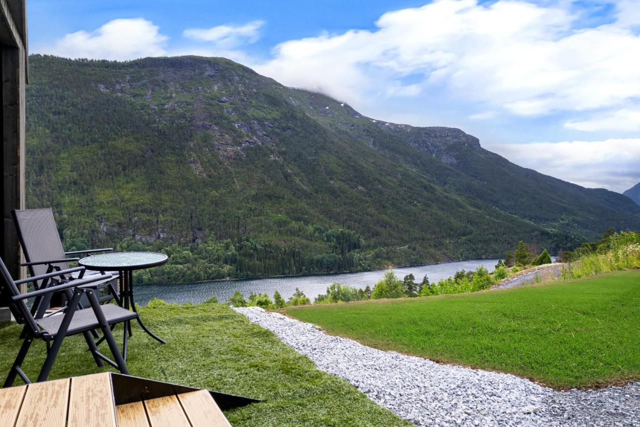 Sogndal Fjordpanorama - Studio Cabins With View Екстериор снимка